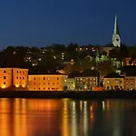 호텔 Hotel-restaurant Zum Donaueck