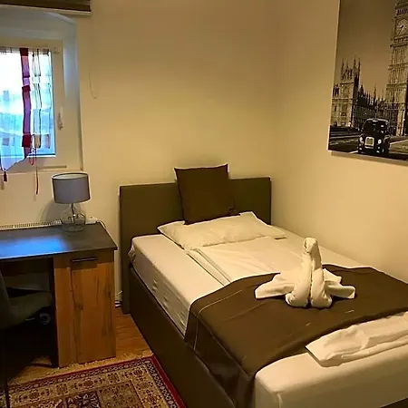 Hotel-restaurant Zum Donaueck 毛特豪森