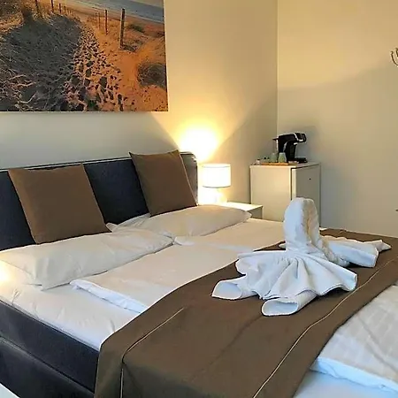 ホテル Hotel-restaurant Zum Donaueck