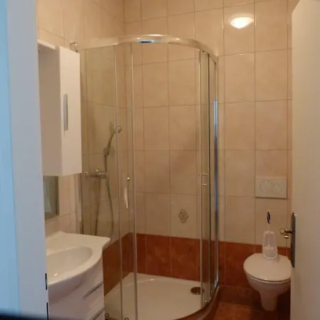 ホテル Hotel-restaurant Zum Donaueck