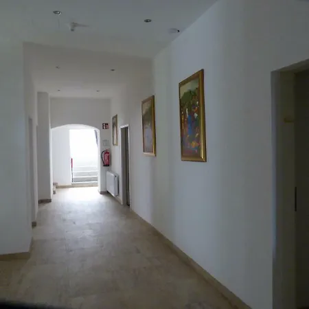 Hotel-restaurant Zum Donaueck * Маутхаузен