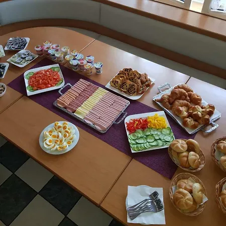 Hotel-restaurant Zum Donaueck Маутхаузен