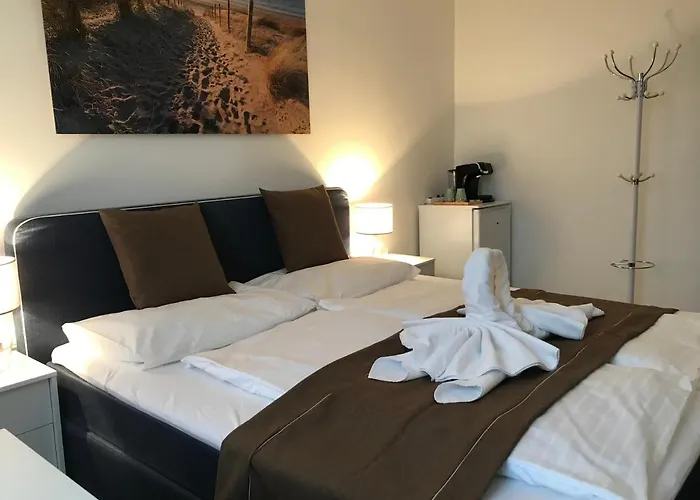 Hotel-restaurant Zum Donaueck ホテル