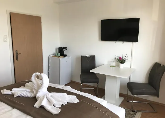 Hotel-restaurant Zum Donaueck * マウトハウゼン