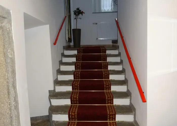 Hotel-restaurant Zum Donaueck ホテル