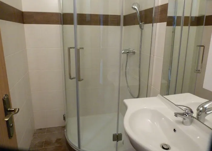 Hotel-restaurant Zum Donaueck ホテル *