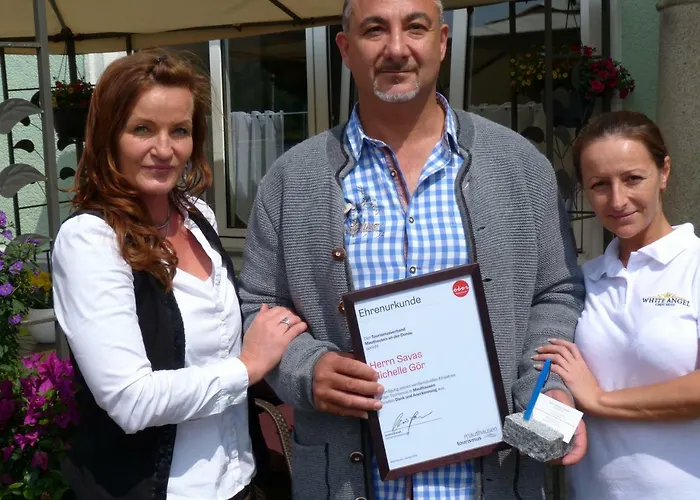 Hotel-restaurant Zum Donaueck Hotell