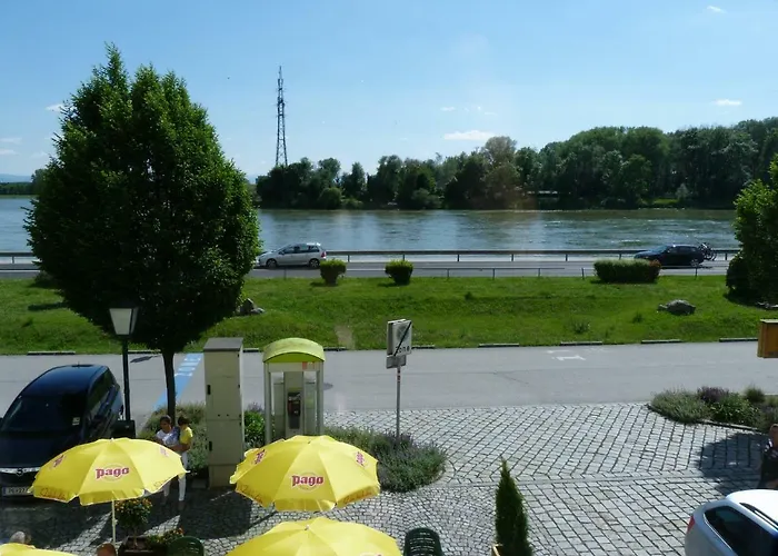 Hotel Hotel-restaurant Zum Donaueck