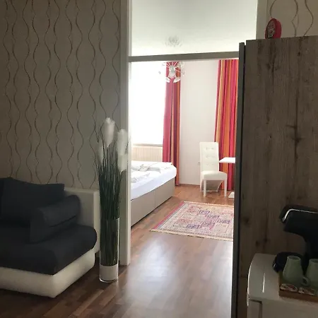 Hotel-restaurant Zum Donaueck ماوتهاوزن