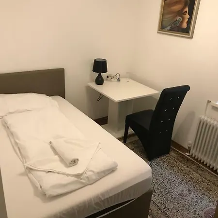 فندق Hotel-restaurant Zum Donaueck